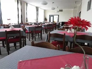 Vltava מלון 3*